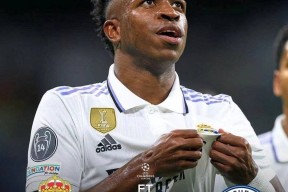 爱游戏体育-包含德布劳内巅峰对决，西亚卡姆与30激战TES分钟，逆转胜负难料！的词条